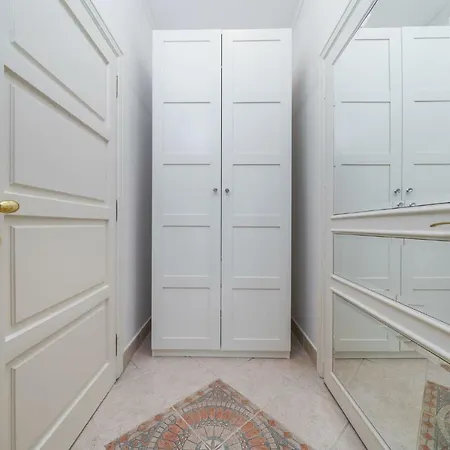 Spacious, Luxury Szpitalna Apartment, Next To The Main Market By Homeclick Apartamento *